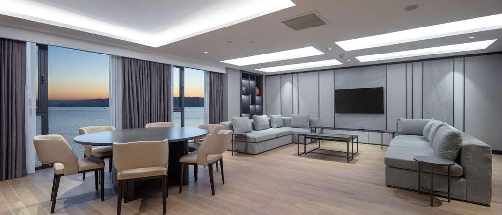Doubletree By Hilton Чанаккале
